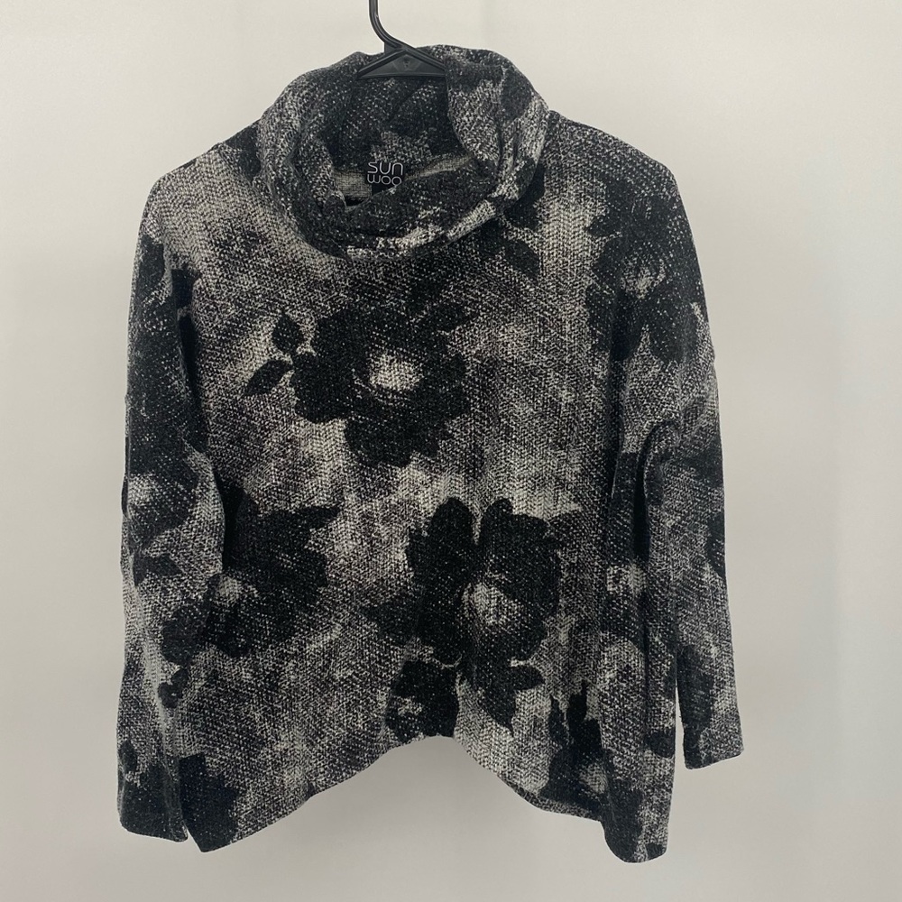 Clara Sun Woo cozy cowl neck floral sweater large L